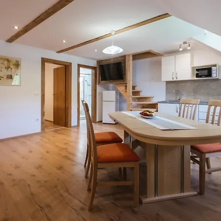 Pogacar Appartement Bled