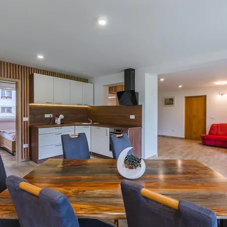 Pogacar Appartement *